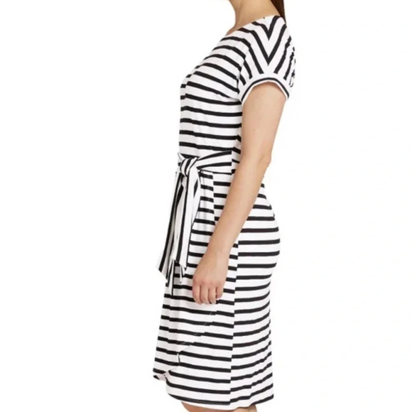 Chaps Ladies' Crewneck Knit Dress Medium - Picture 2 of 10